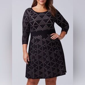 Lane Bryant Plus Size Black DOT Triangle Patterned SWEATER Dress 14/16